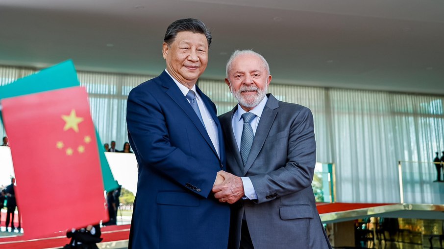 Presidentes do Brasil e da China assinam 37 acordos bilaterais