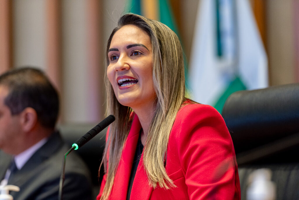 Jaqueline quer mais proteção social para as mães