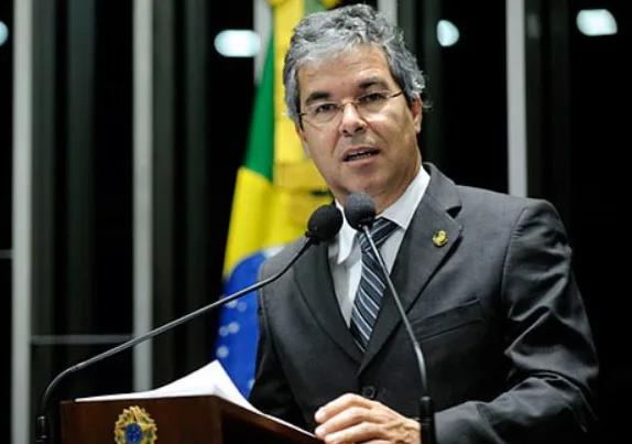 Acre: pesquisa mostra Jorge Viana, do PT, liderando corrida pelo Senado