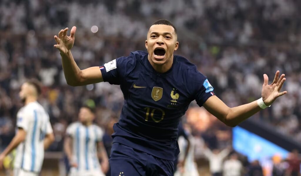 França vence Senegal por 3 a 1 na estreia do Grupo I da Copa do Mundo