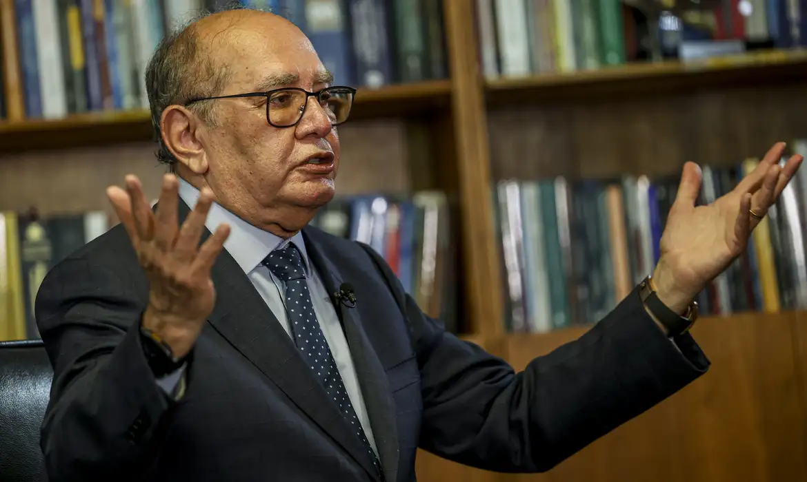 Gilmar alerta que STF pode barrar medidas do Congresso para aumentar gastos