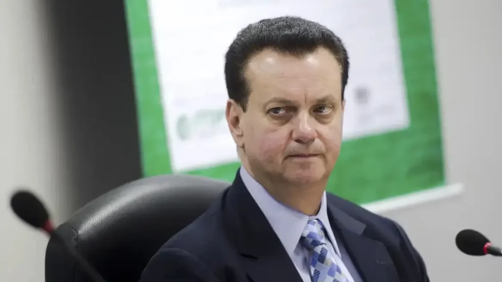 Kassab rebate Valdemar e nega ao STF interferência em emendas parlamentares