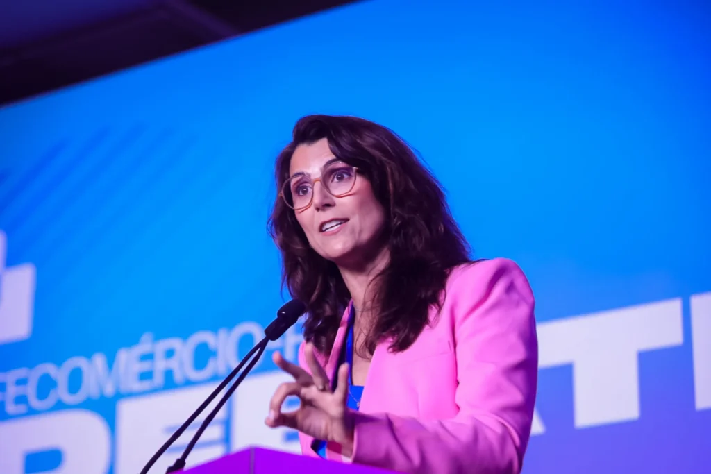 Manuela D’Ávila: ‘A violência contra mulheres é o eixo da extrema direita’