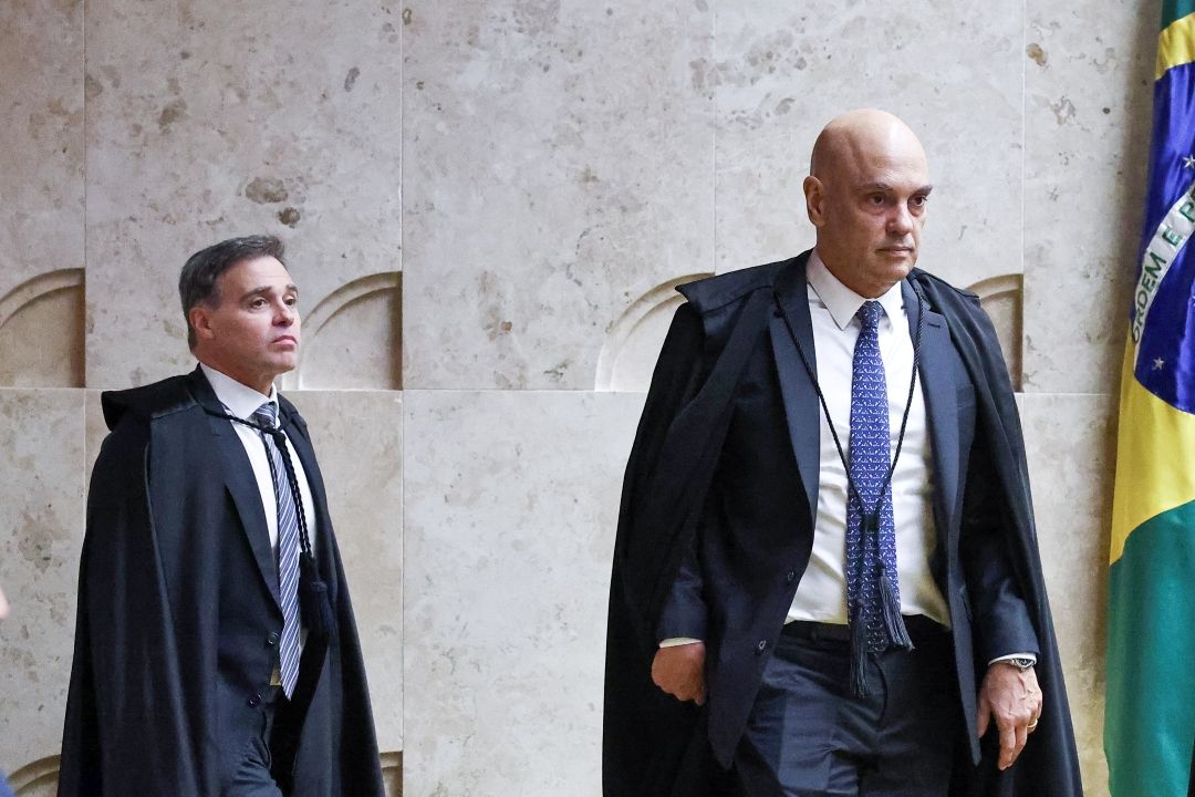Financial Times vê crise sem precedentes no STF e risco para eleição brasileira